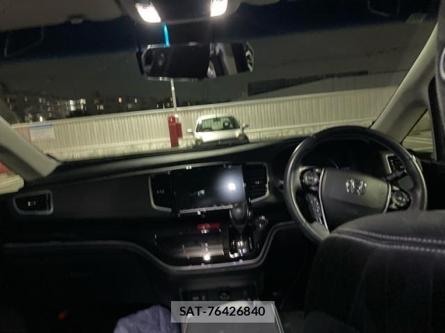 Honda ODYSSEY 2018-04 6673065-13