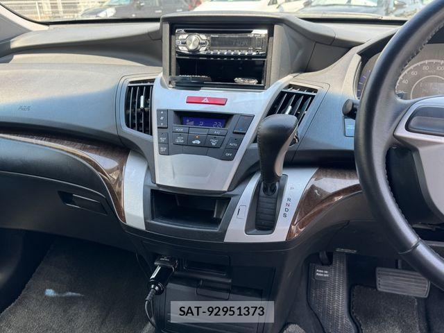 Honda ODYSSEY 2013-07 6996889-15
