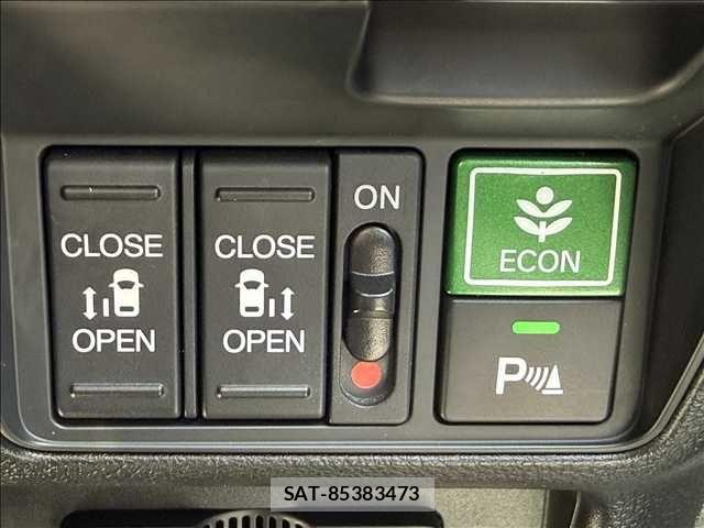 Honda ODYSSEY 2018-10 6996877-14