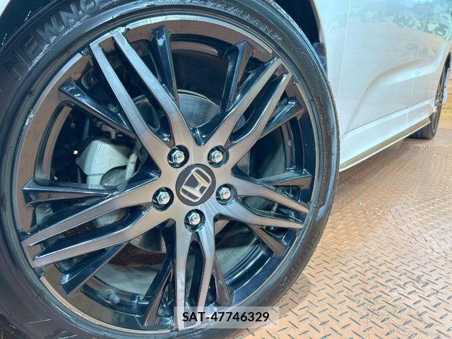 Honda ODYSSEY 2017-11 7216977-13