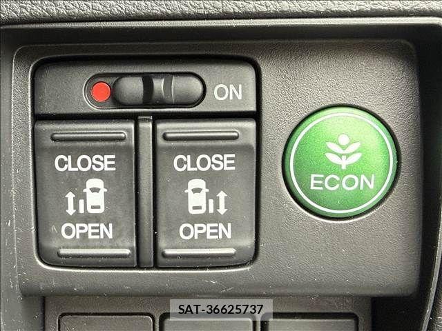 Honda ODYSSEY 2014-03 7272322-16