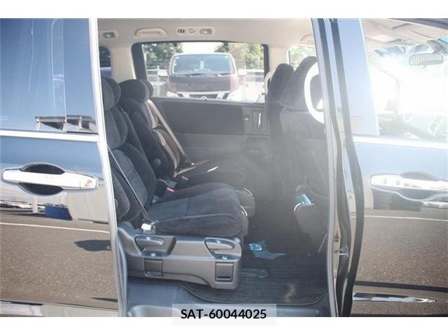 Honda ODYSSEY 2018-05 7456622-28