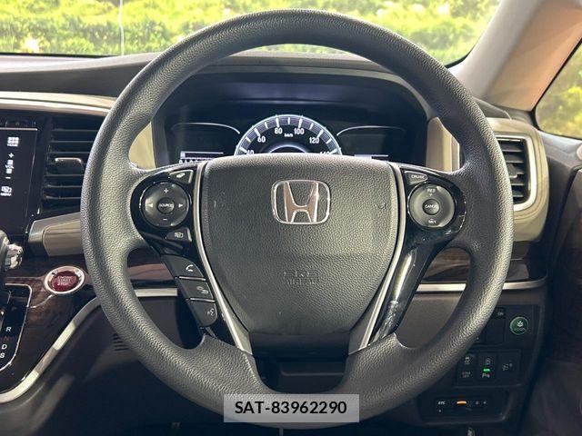 Honda ODYSSEY 2013-11 8037491-11
