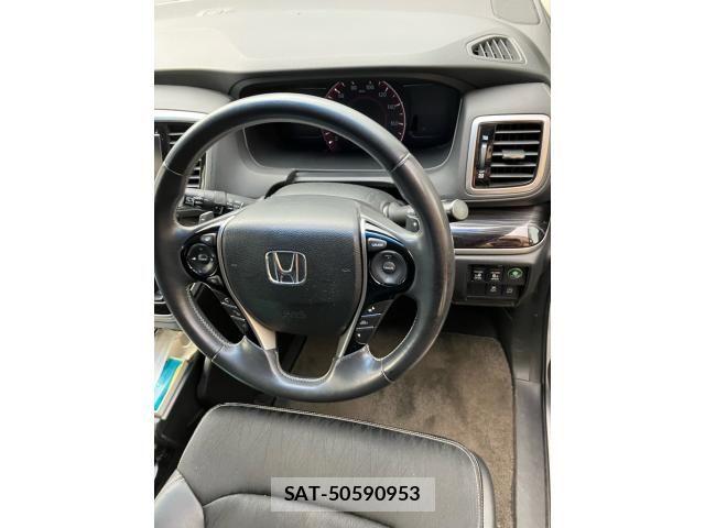 Honda ODYSSEY 2014-06 8037499-16