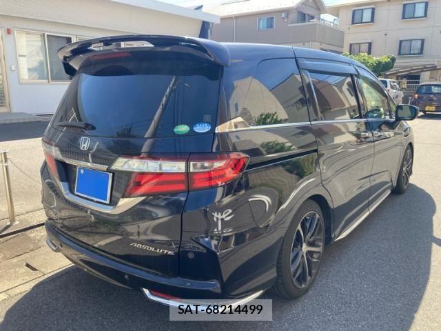 Honda ODYSSEY 2019-03 8101070-1