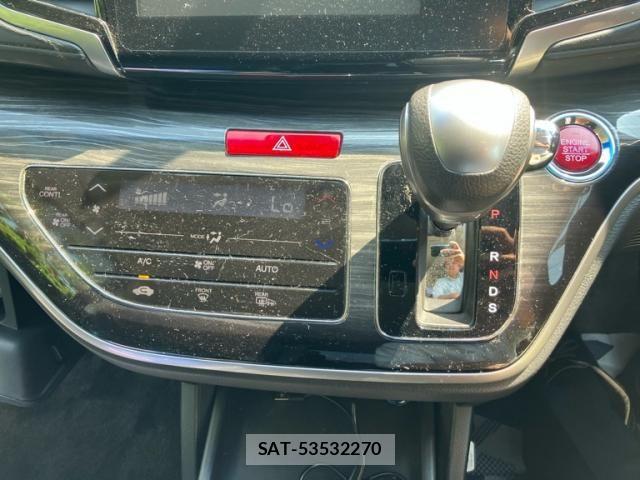 Honda ODYSSEY 2014-03 8131790-16