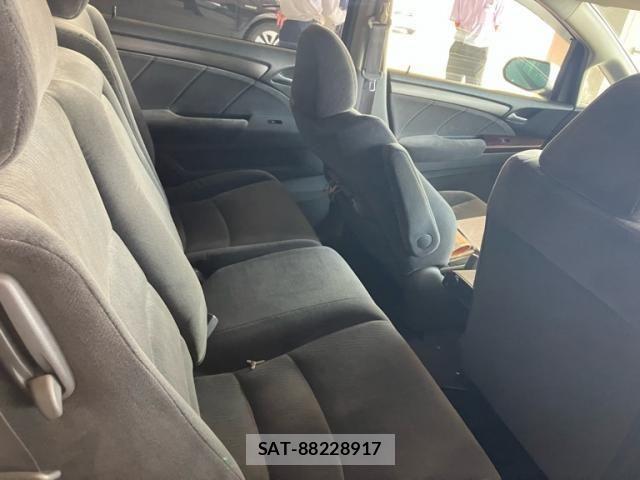 Honda ODYSSEY 2004-03 8131796-13
