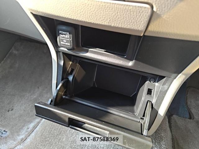 Honda ODYSSEY 2011-12 8146386-17