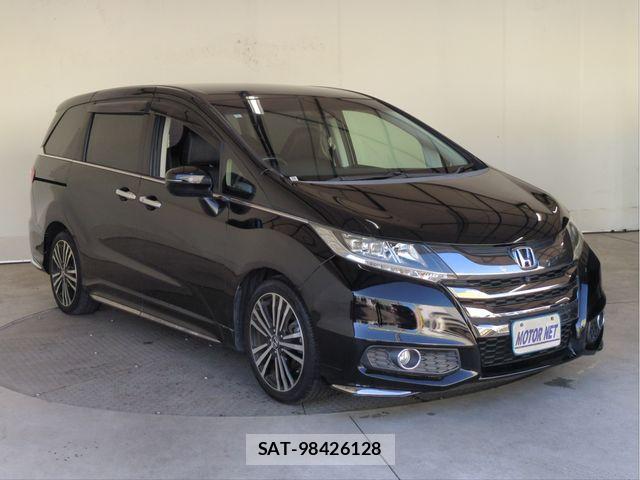 Honda ODYSSEY 2017-04 8209427-16