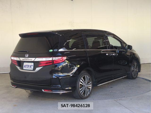 Honda ODYSSEY 2017-04 8209427-1
