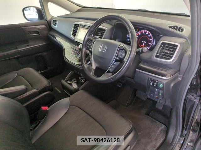 Honda ODYSSEY 2017-04 8209427-25