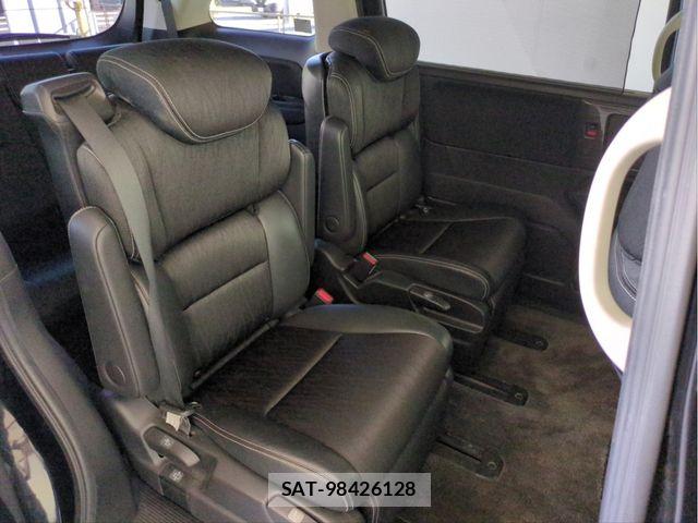 Honda ODYSSEY 2017-04 8209427-27