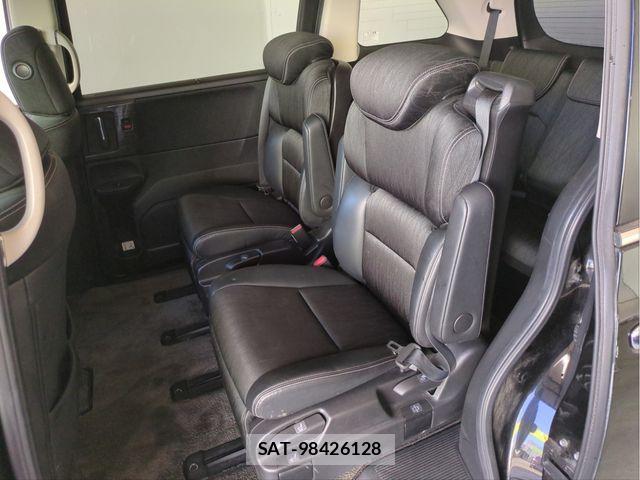 Honda ODYSSEY 2017-04 8209427-4