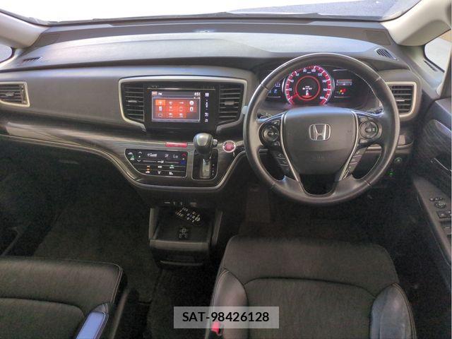 Honda ODYSSEY 2017-04 8209427-7