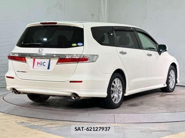Honda ODYSSEY 2012-02 8209430-4