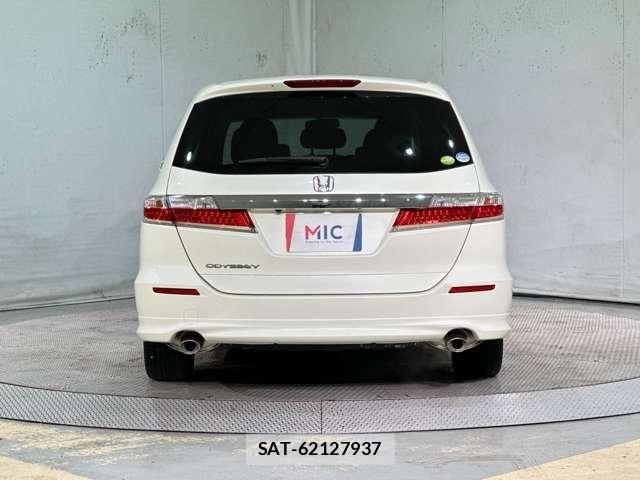 Honda ODYSSEY 2012-02 8209430-5