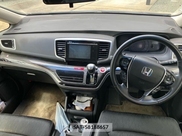 Honda ODYSSEY 2013-12 8231222-10