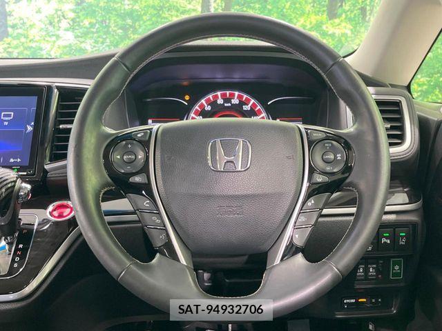 Honda ODYSSEY 2018-06 8334513-11