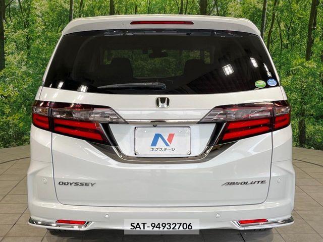 Honda ODYSSEY 2018-06 8334513-15