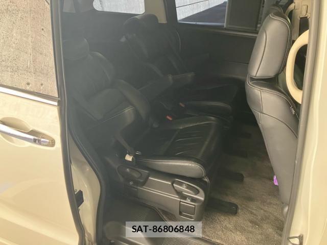 Honda ODYSSEY 2014-04 8458160-11
