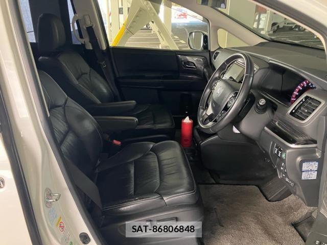 Honda ODYSSEY 2014-04 8458160-13