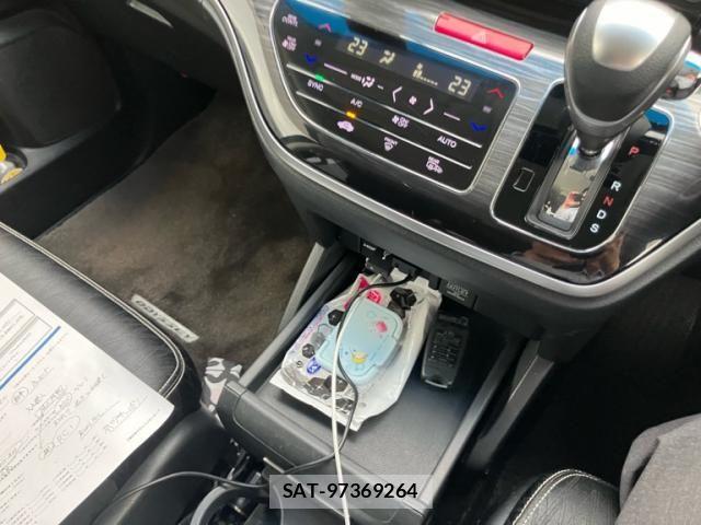 Honda ODYSSEY 2014-01 8660903-21