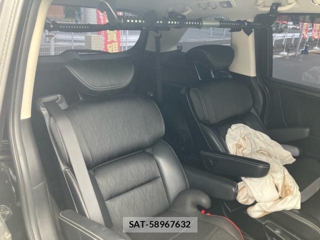 Honda ODYSSEY 2014-03 8660898-13