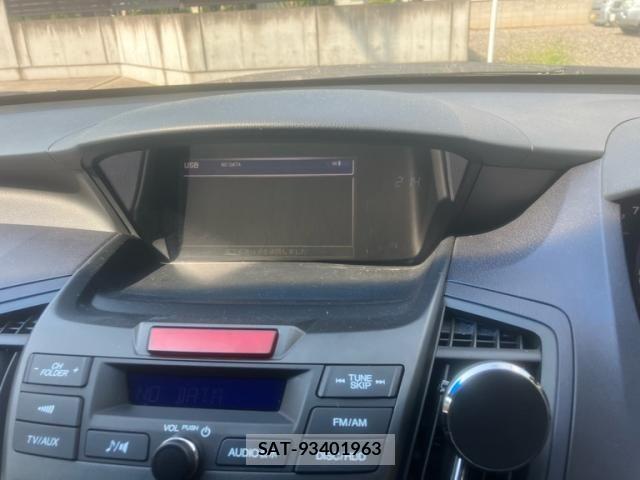 Honda ODYSSEY 2011-06 8745072-16