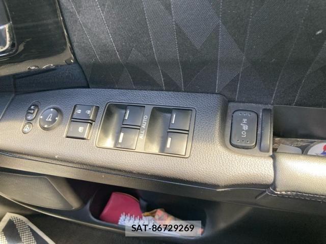 Honda ODYSSEY 2017-11 8797054-24