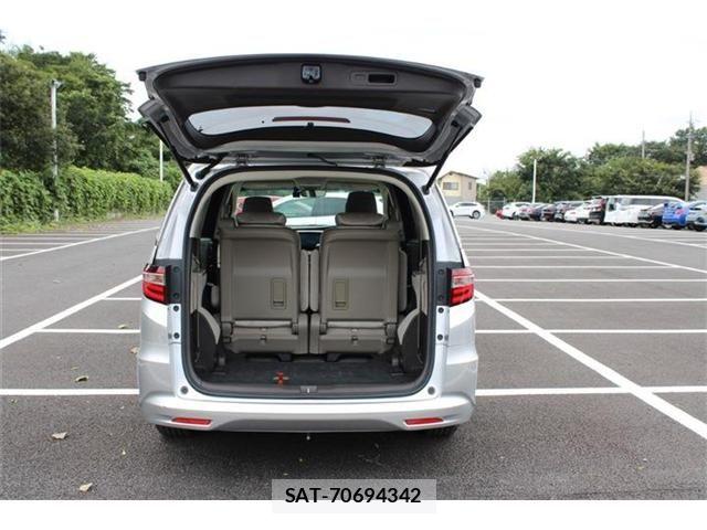 Honda ODYSSEY 2015-03 8797057-26