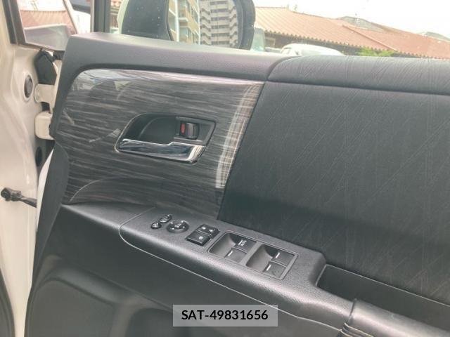 Honda ODYSSEY 2014-02 8881448-12