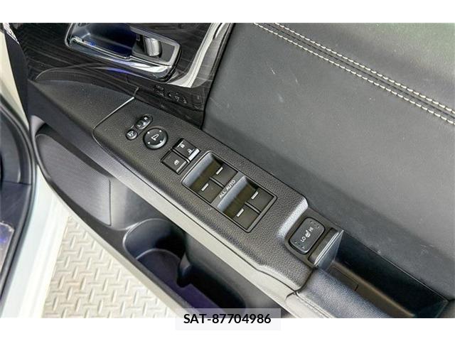 Honda ODYSSEY 2018-03 6642191-18