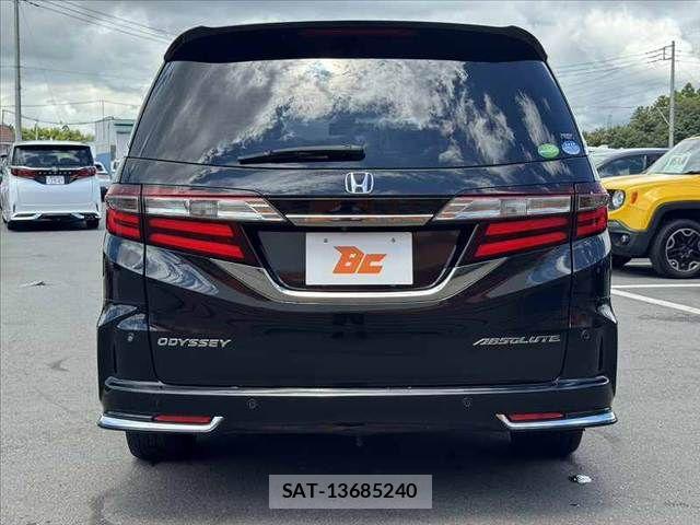 Honda ODYSSEY 2019-08 8414240-13
