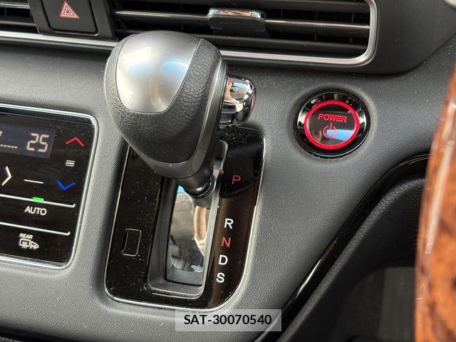 Honda ODYSSEY 2021-06 7060137-25
