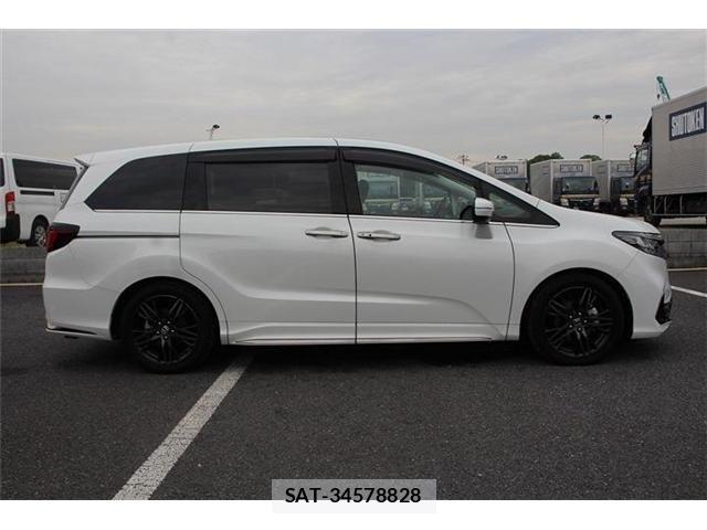 Honda ODYSSEY 2021-08 8037512-13