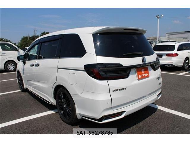 Honda ODYSSEY 2024-02 8563119-24