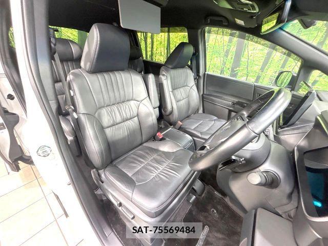 Honda ODYSSEY 2023-12 8830989-8