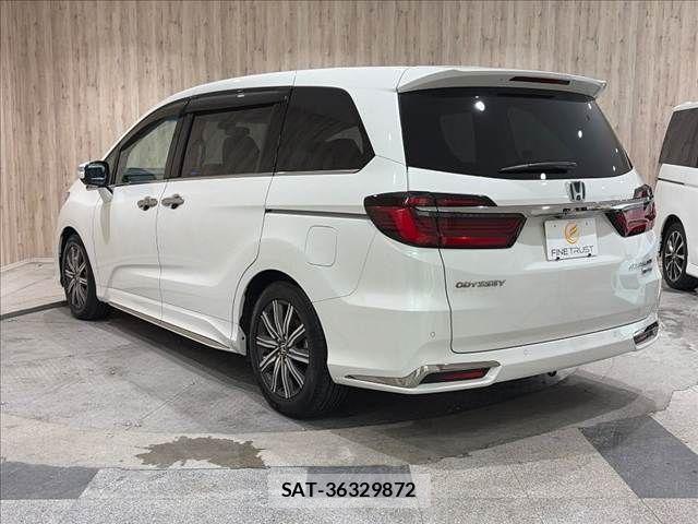 Honda ODYSSEY 2021-10 8881459-11