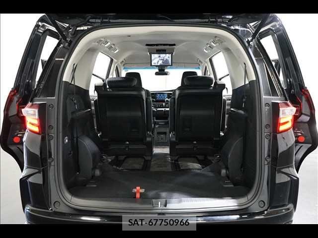 Honda ODYSSEY 2016-11 6752806-18