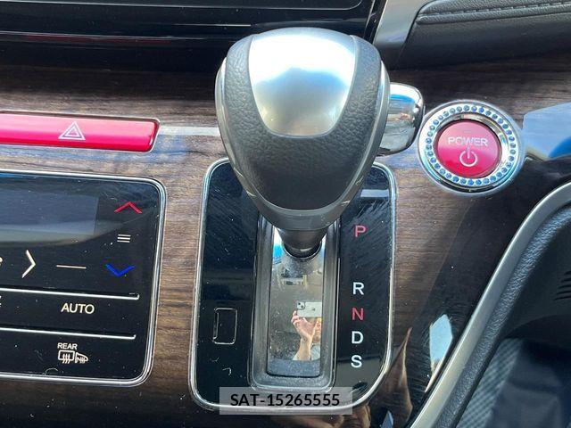 Honda ODYSSEY 2017-06 7060142-19