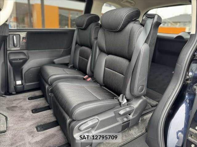 Honda ODYSSEY 2016-04 7359240-17