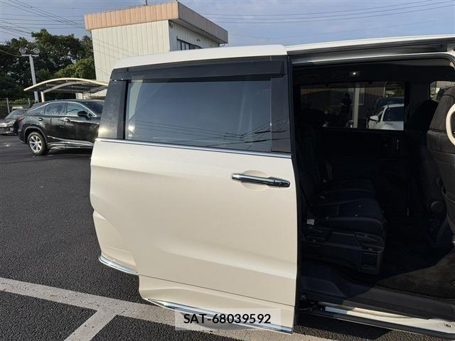 Honda ODYSSEY 2019-01 7456659-27