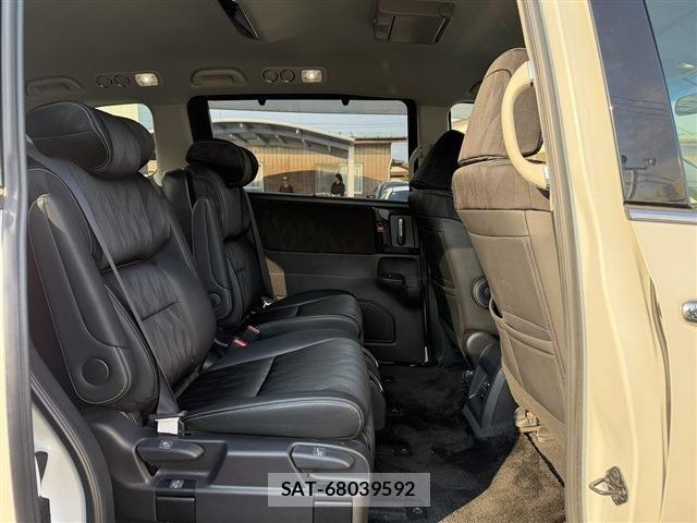 Honda ODYSSEY 2019-01 7456659-28