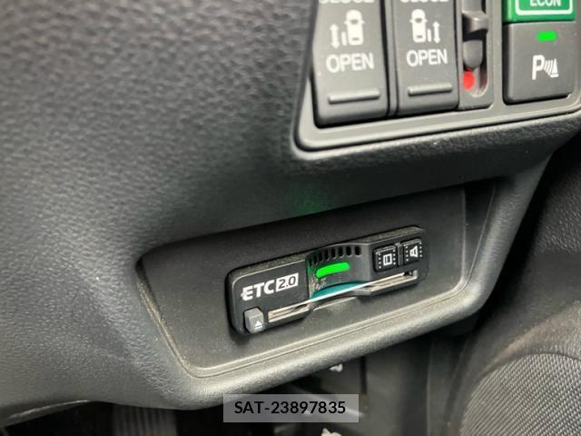 Honda ODYSSEY 2019-01 7456660-16