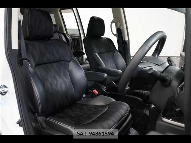 Honda ODYSSEY 2018-12 7456651-16