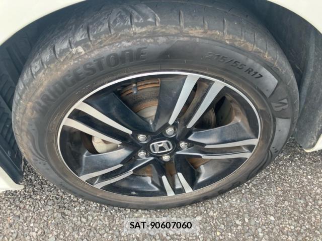 Honda ODYSSEY 2017-11 8101100-10