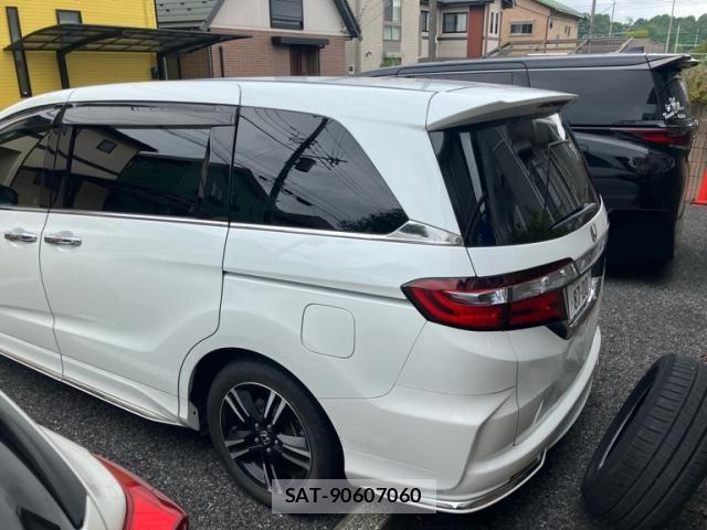 Honda ODYSSEY 2017-11 8101100-4