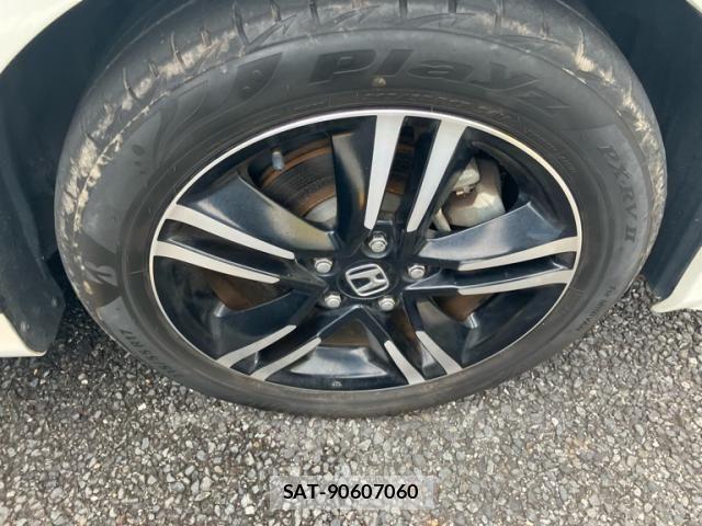 Honda ODYSSEY 2017-11 8101100-7
