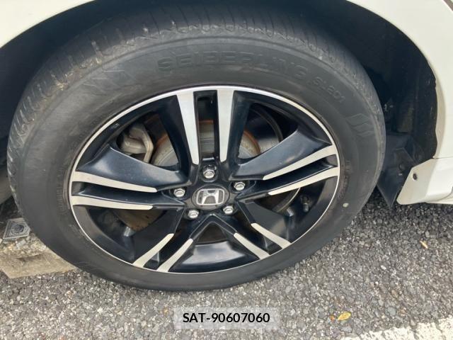 Honda ODYSSEY 2017-11 8101100-8