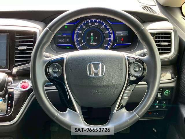 Honda ODYSSEY 2016-06 8209447-9